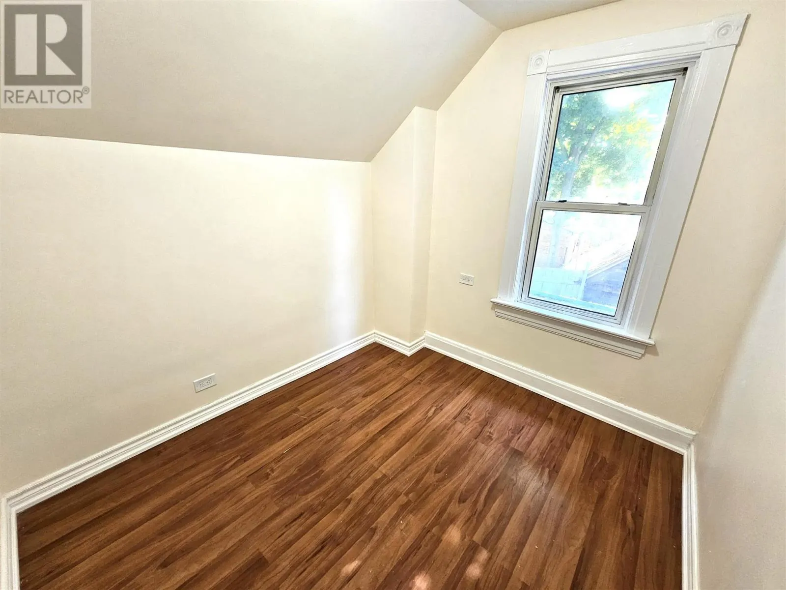 182 Biggings AVE