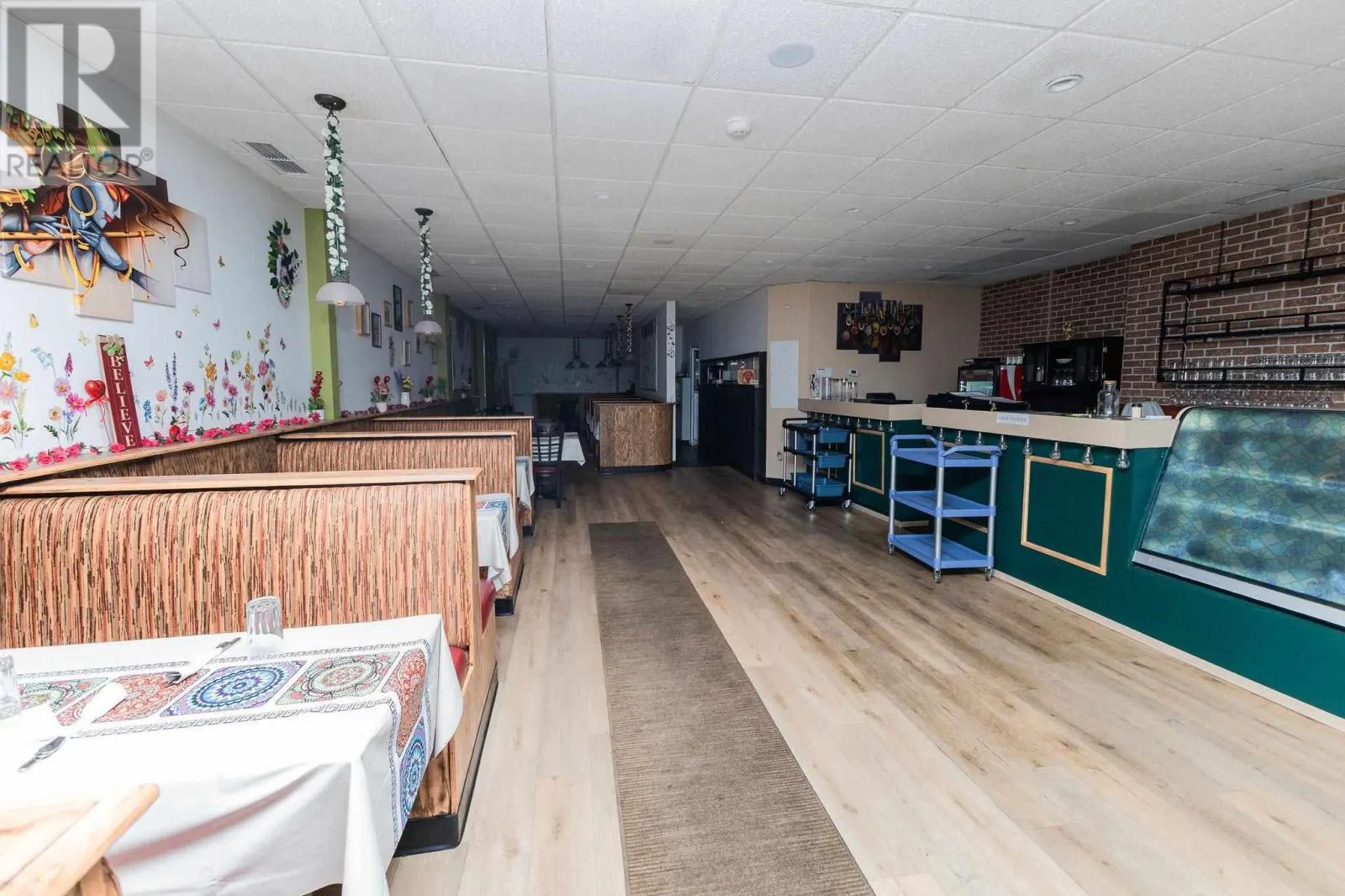 685 Queen ST E # Main Floor