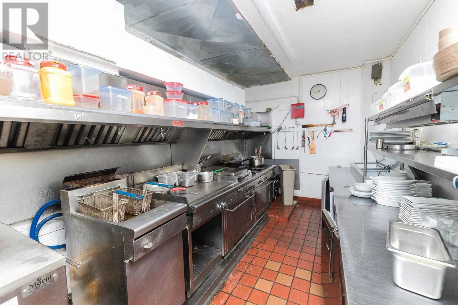 685 Queen ST E # Main Floor