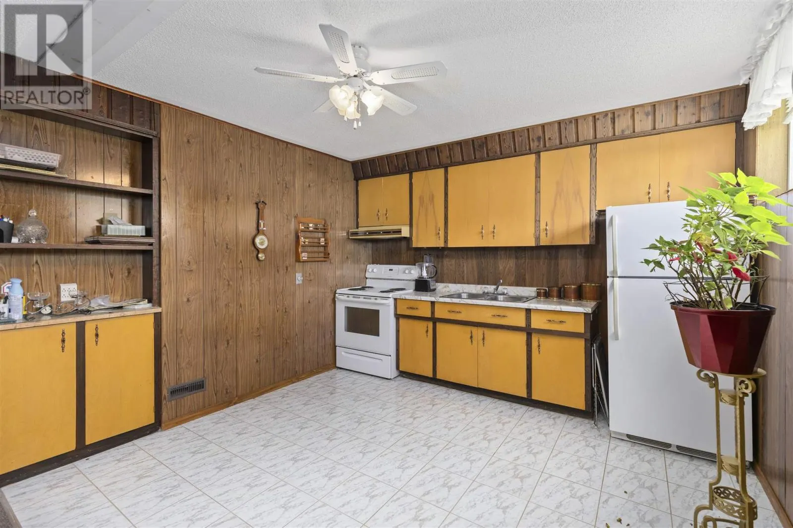 119 Prentice AVE