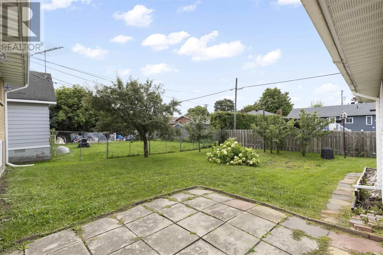 119 Prentice AVE