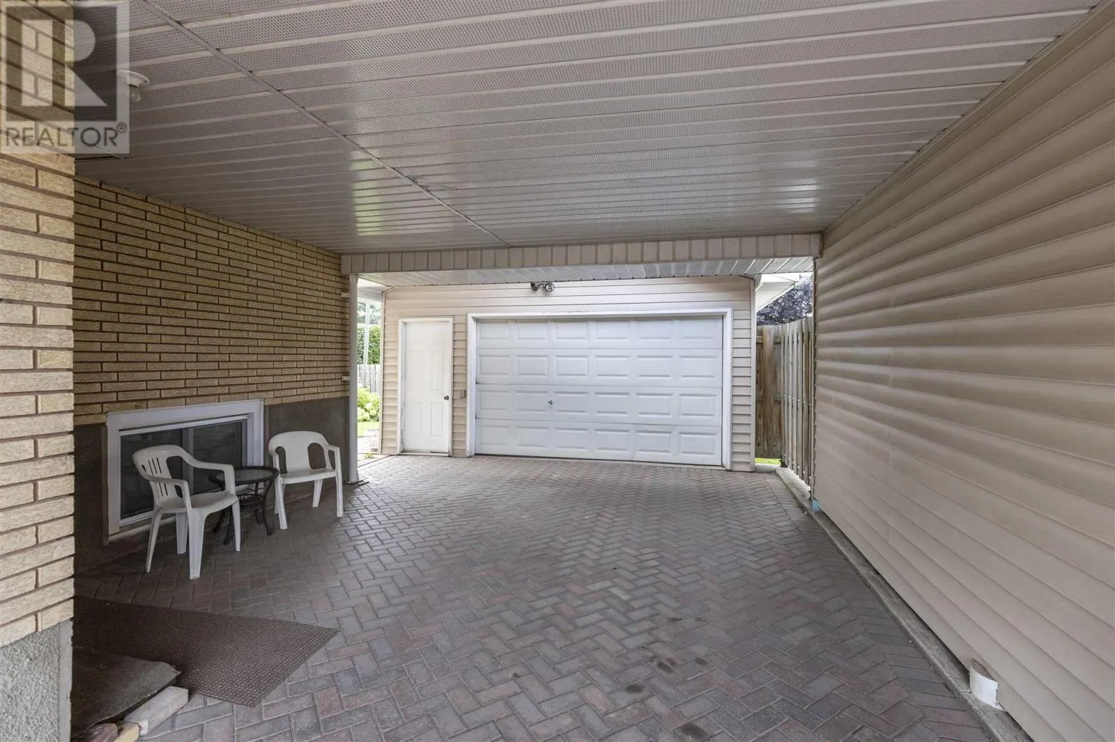 119 Prentice AVE