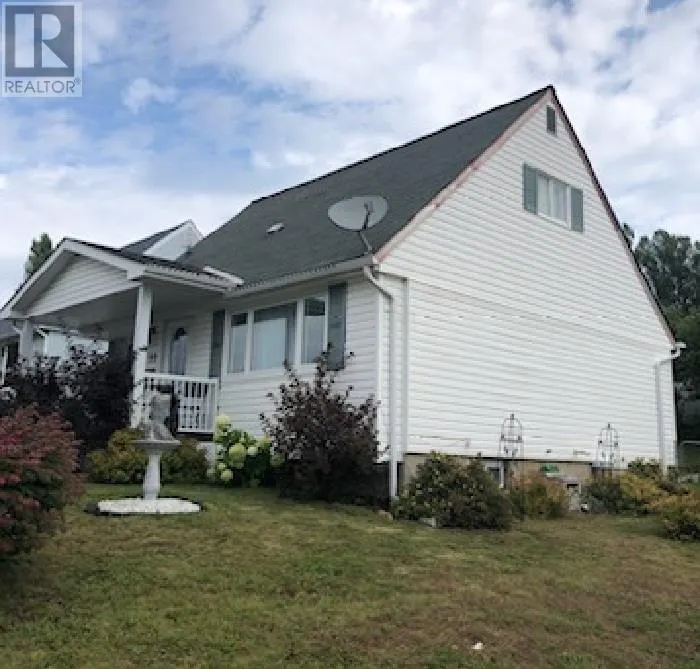99 Roman AVE