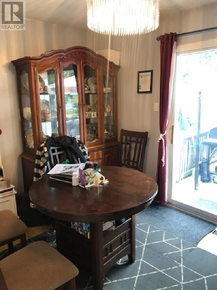 99 Roman AVE