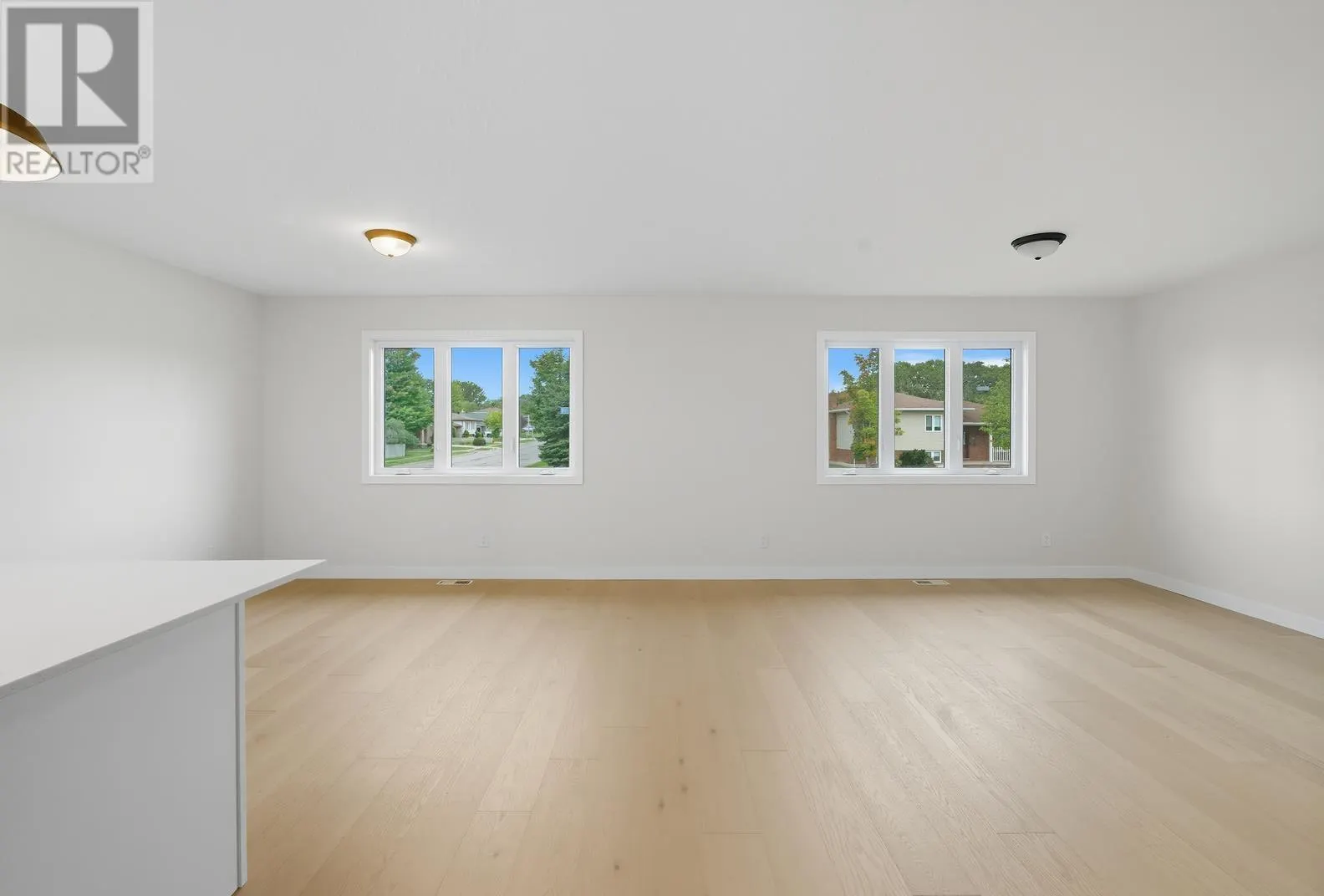 237 Pentagon BLVD