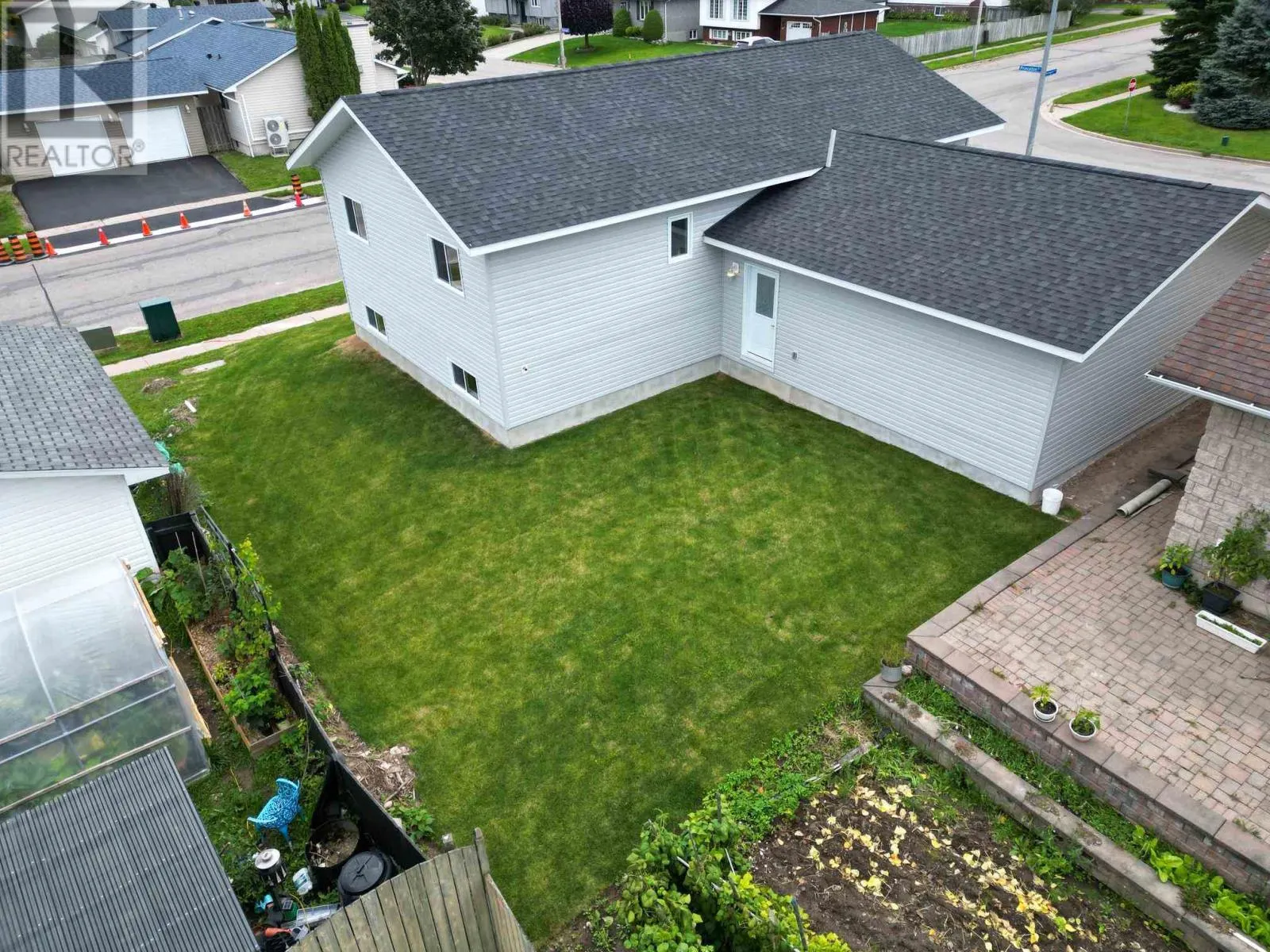 237 Pentagon BLVD