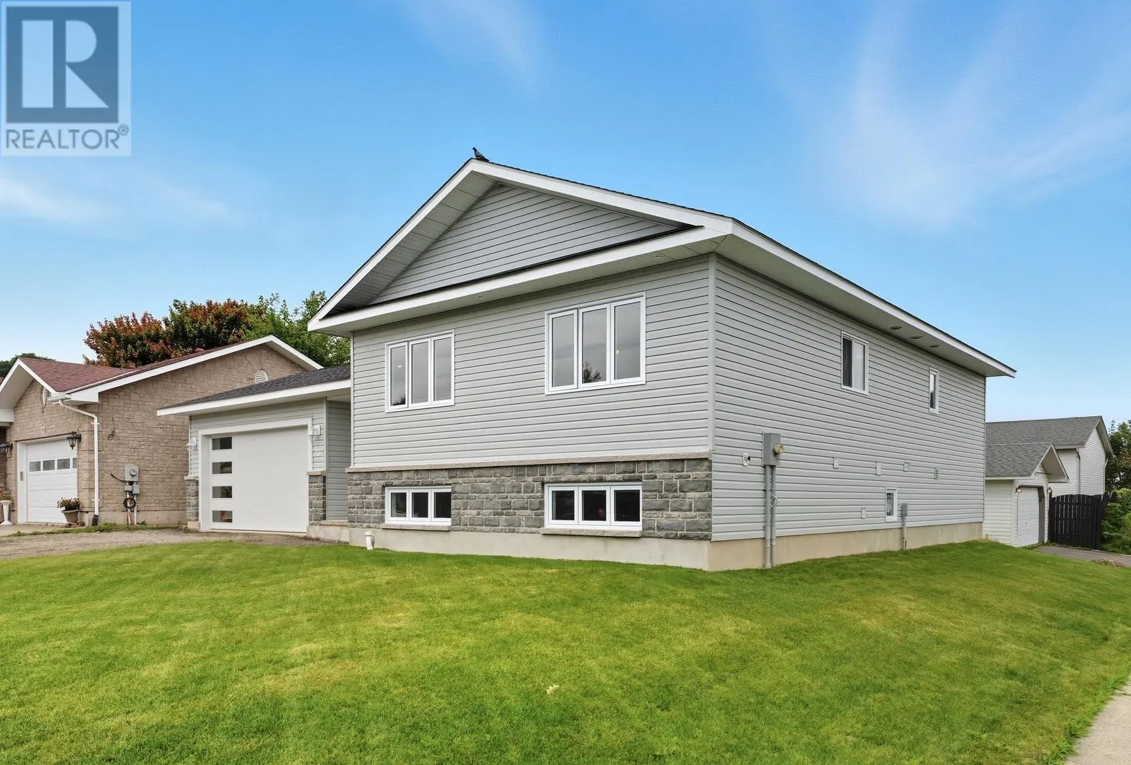 237 Pentagon BLVD