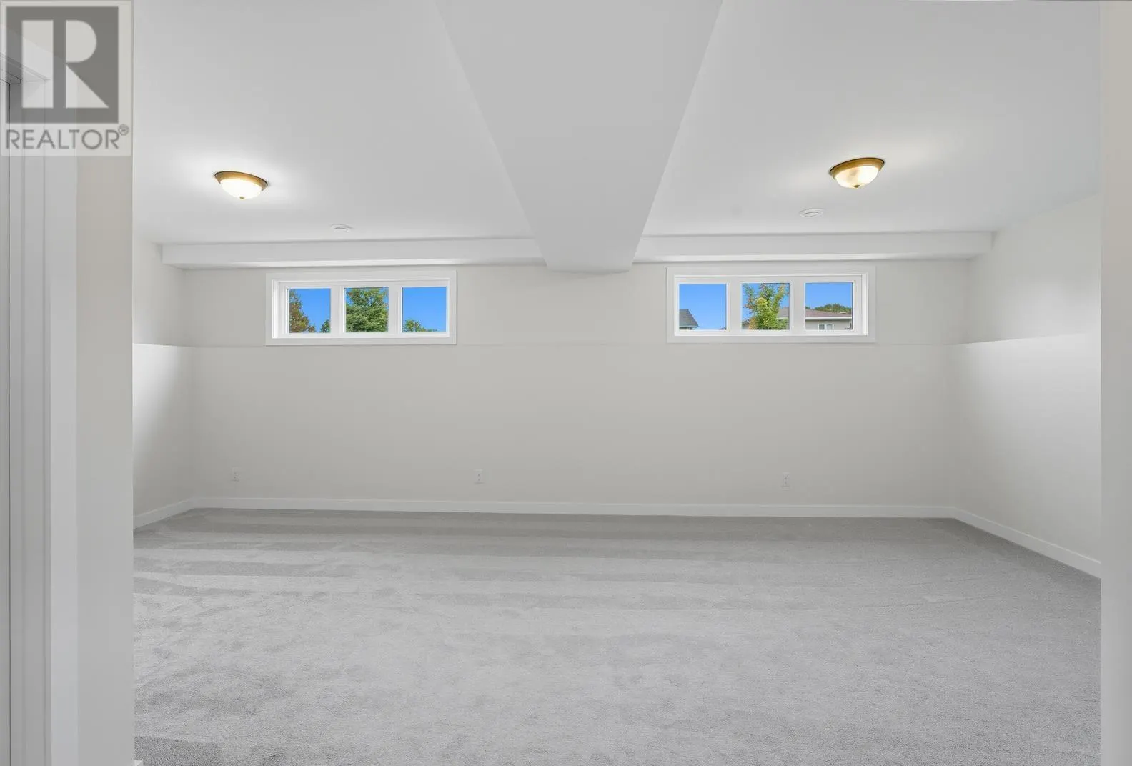 237 Pentagon BLVD