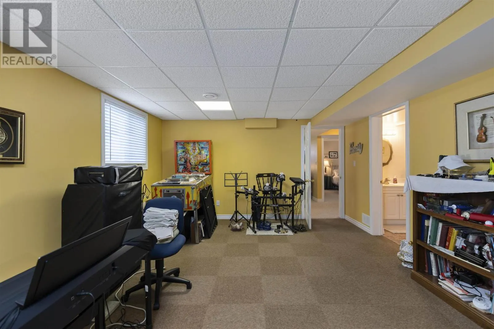 119 Fields SQ