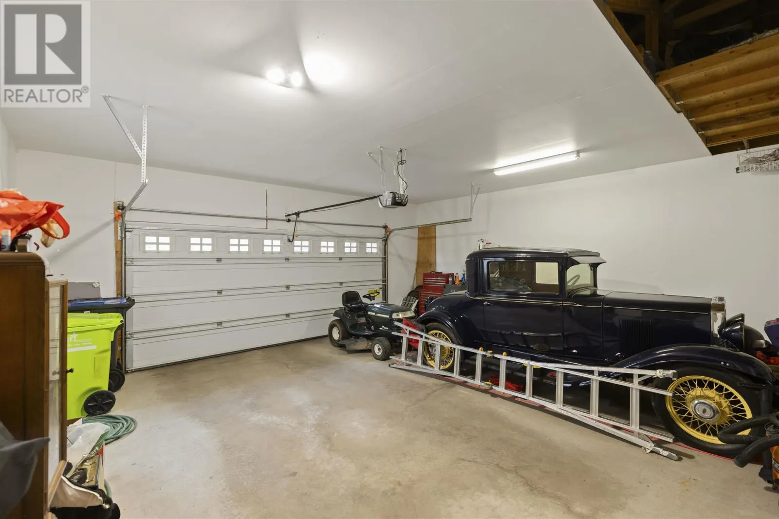 119 Fields SQ