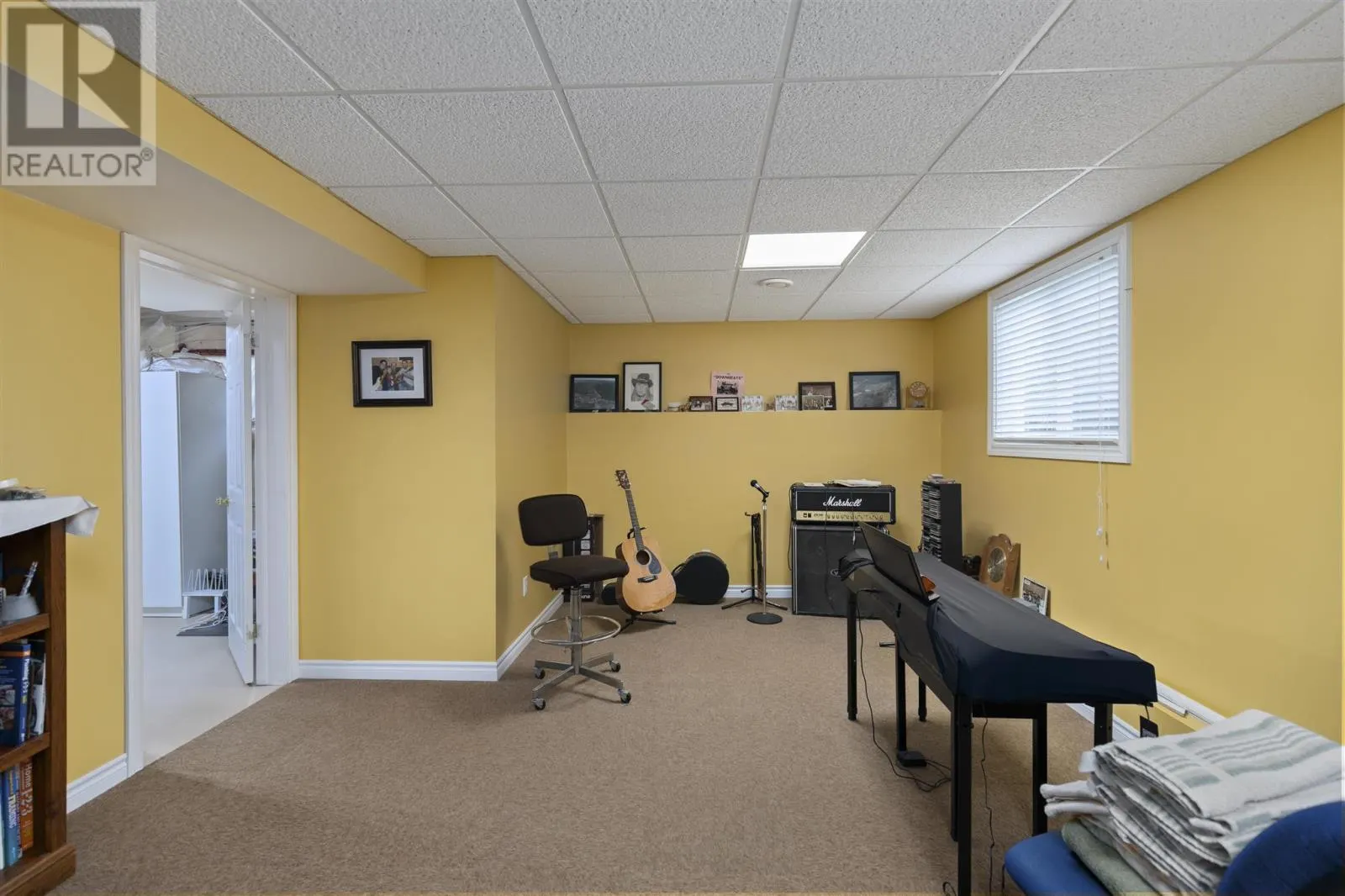 119 Fields SQ