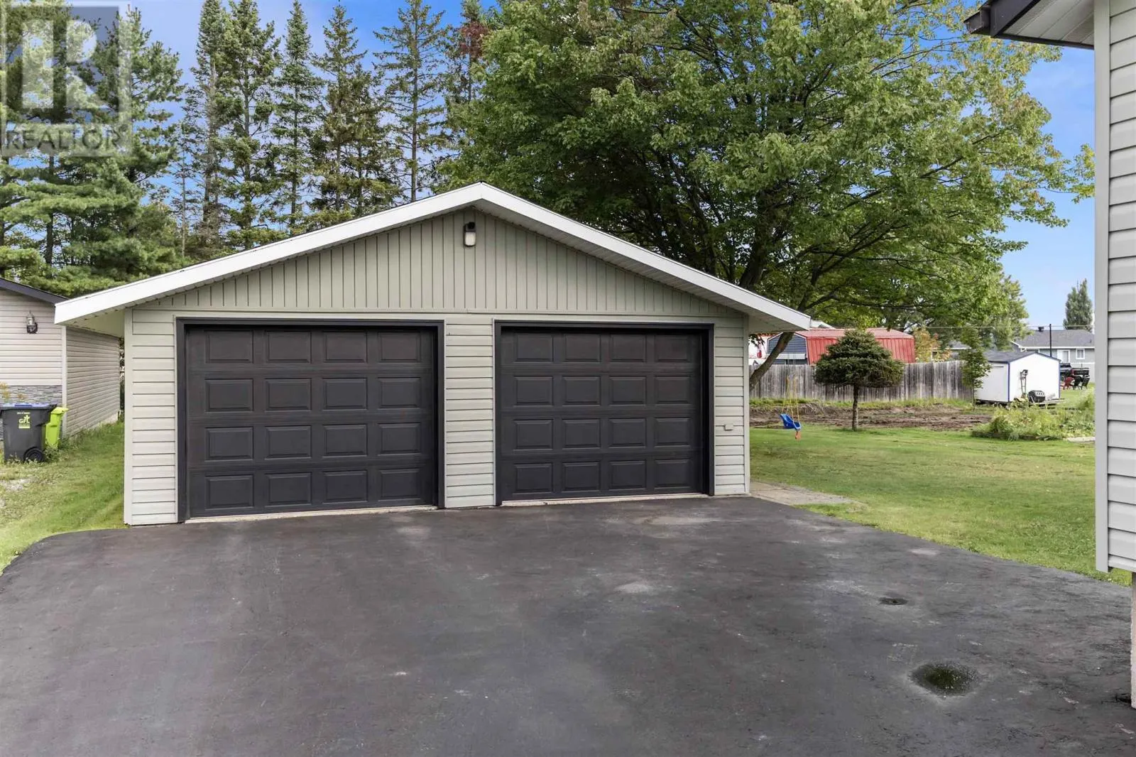 40 Terrance AVE