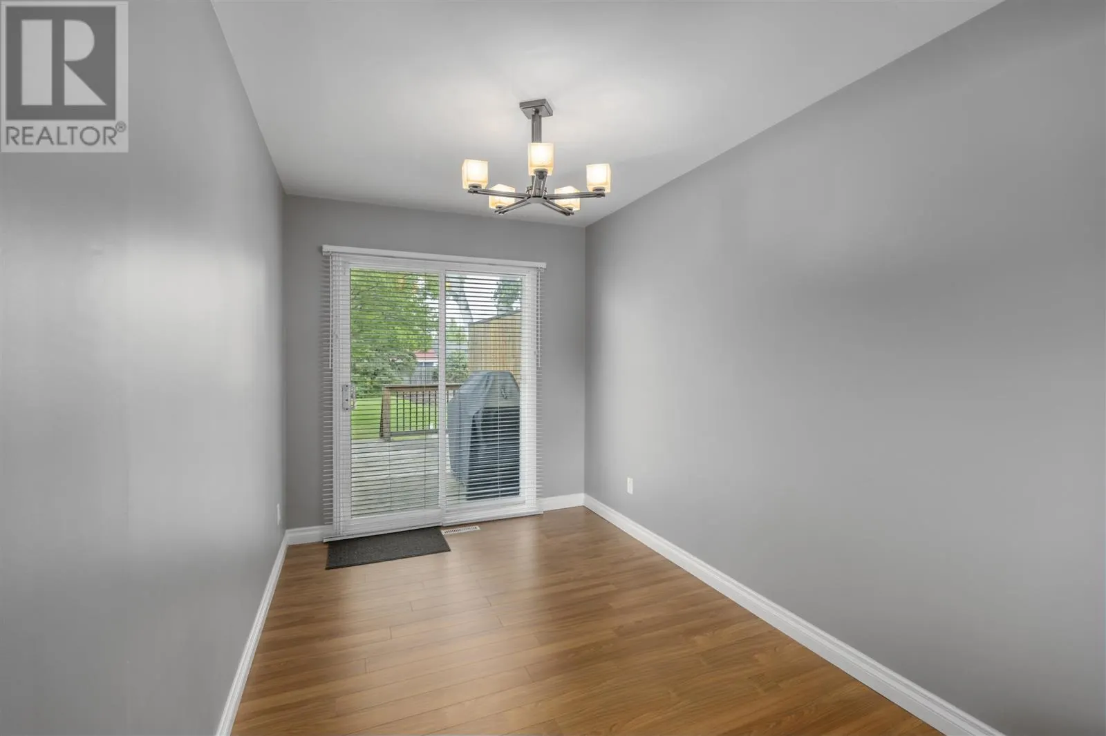 40 Terrance AVE