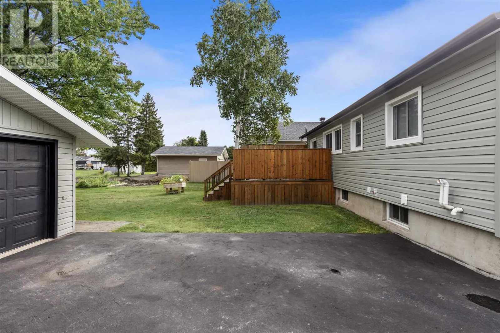 40 Terrance AVE