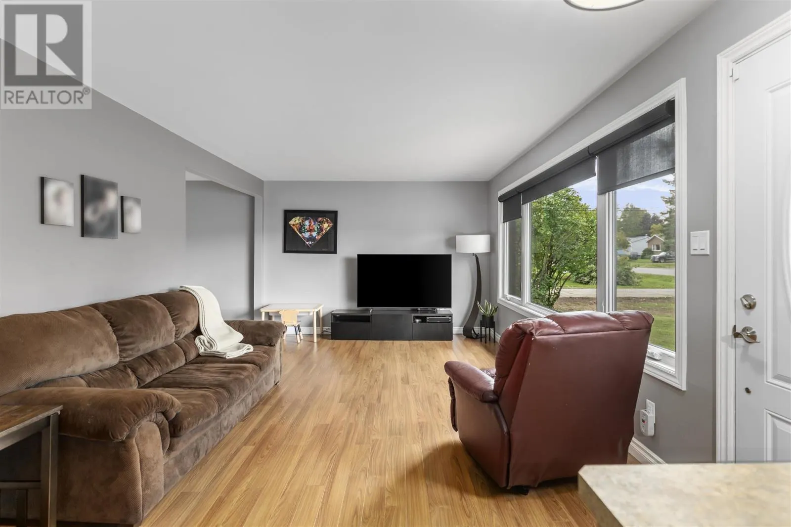 40 Terrance AVE