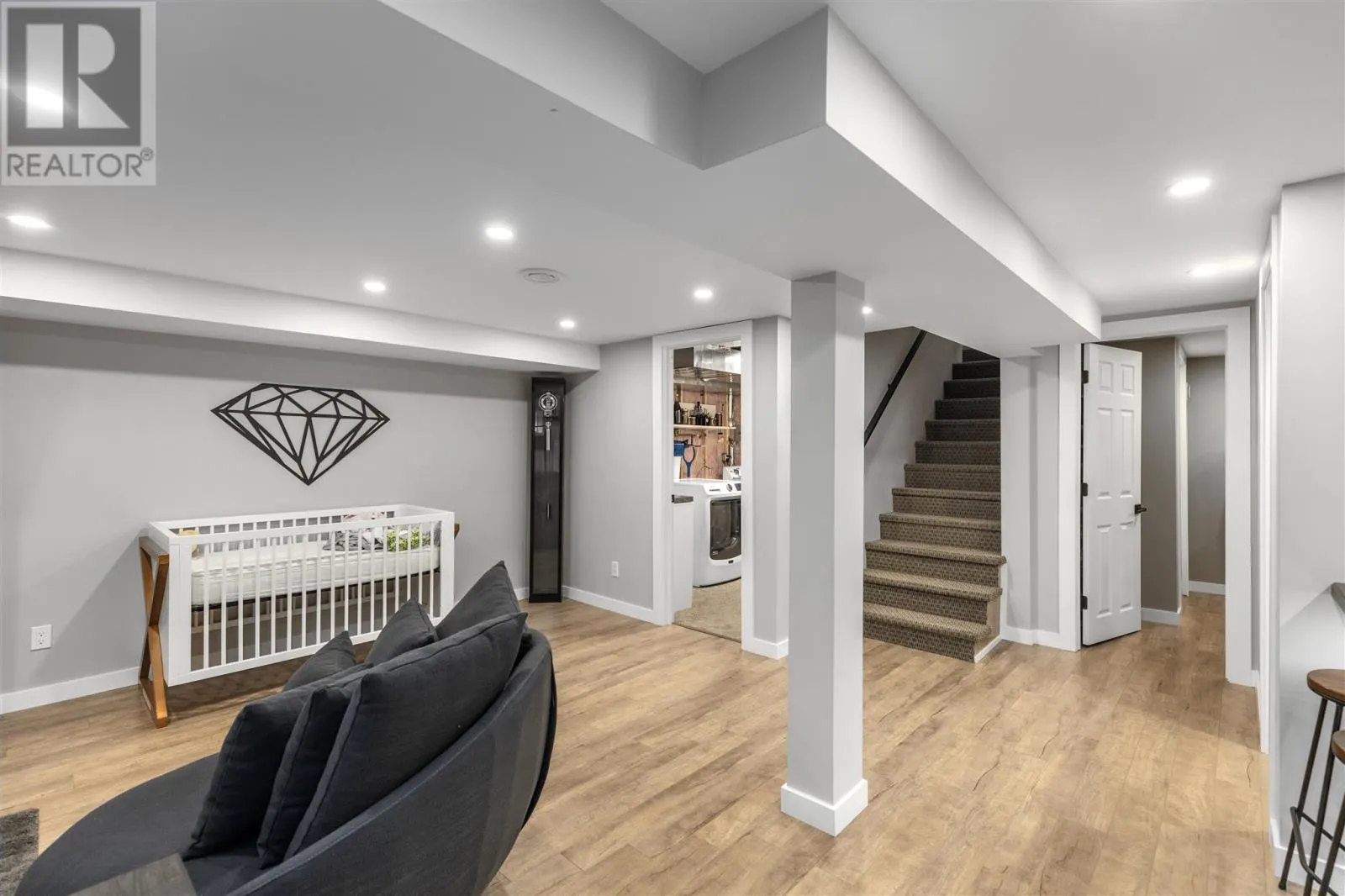 40 Terrance AVE