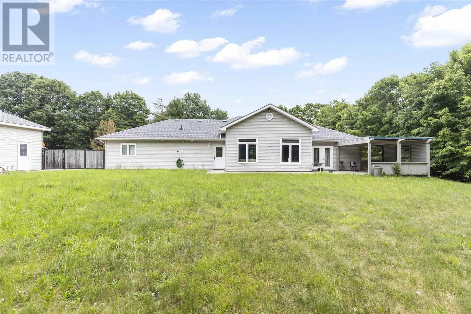 587 Moss RD