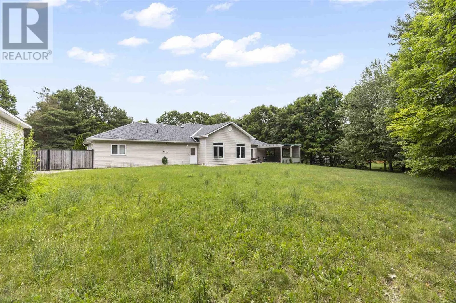 587 Moss RD