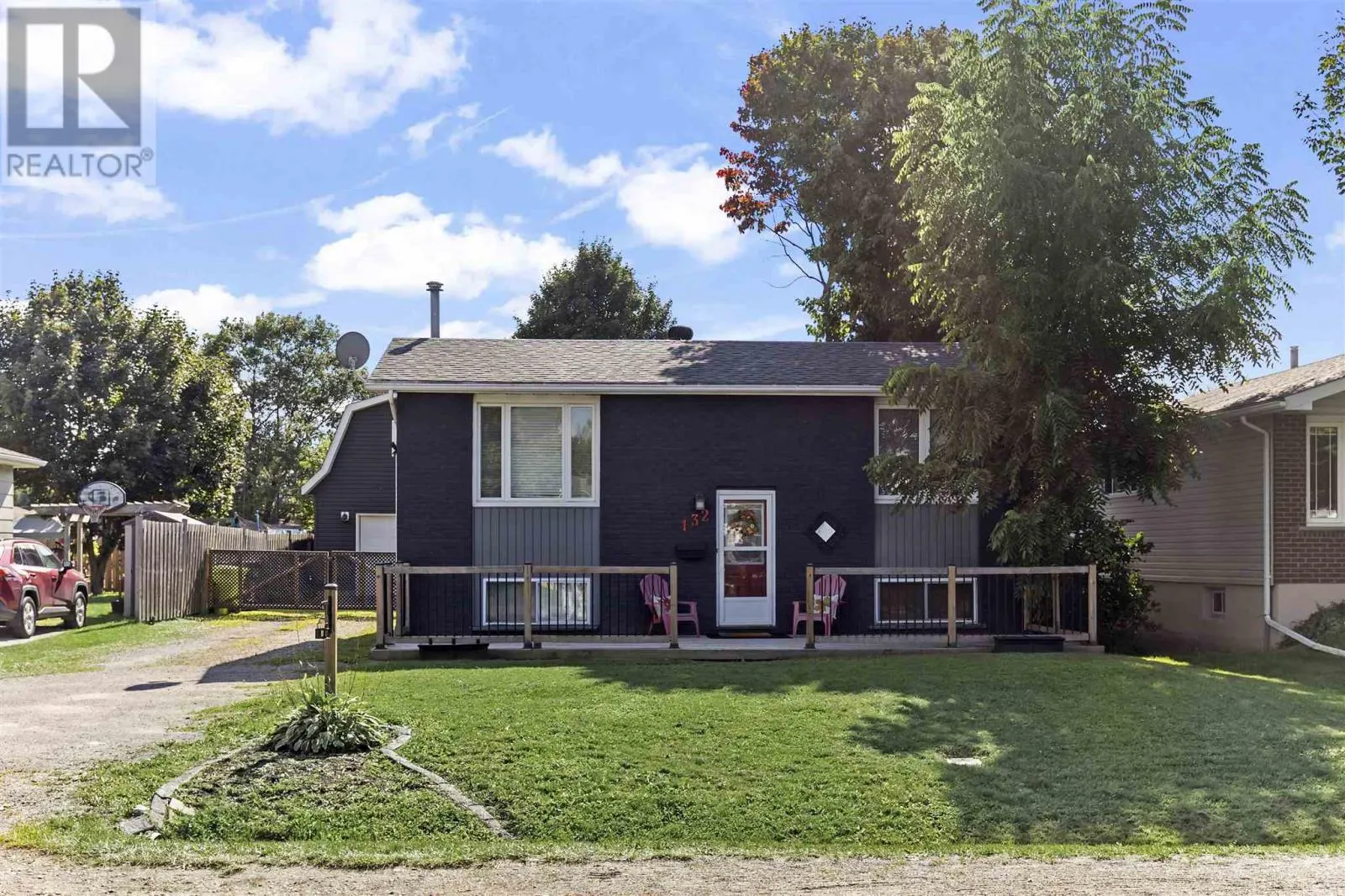 132 Murphy ST