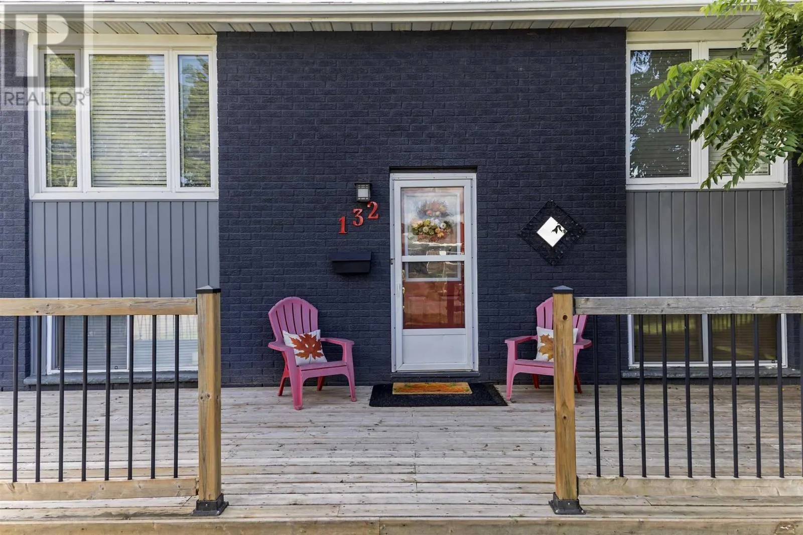 132 Murphy ST