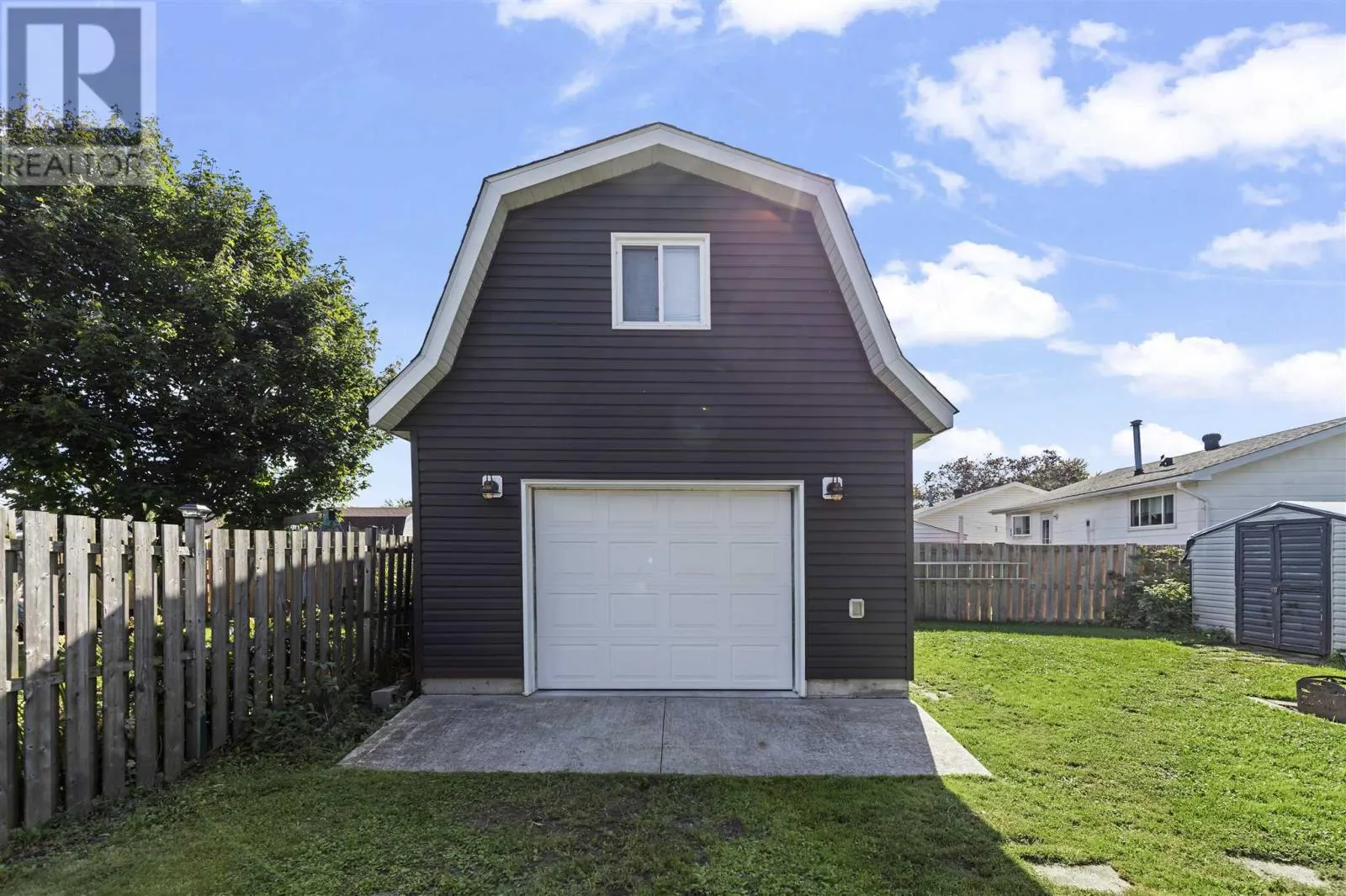 132 Murphy ST