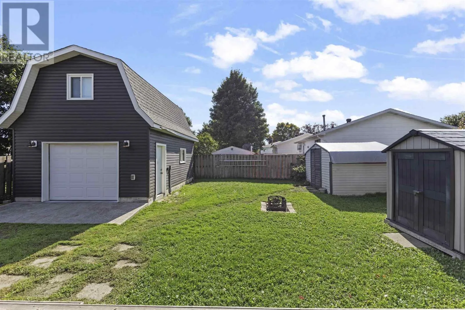 132 Murphy ST