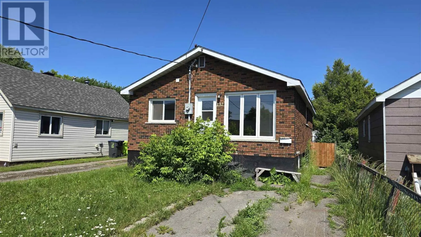 132 McFadden AVE