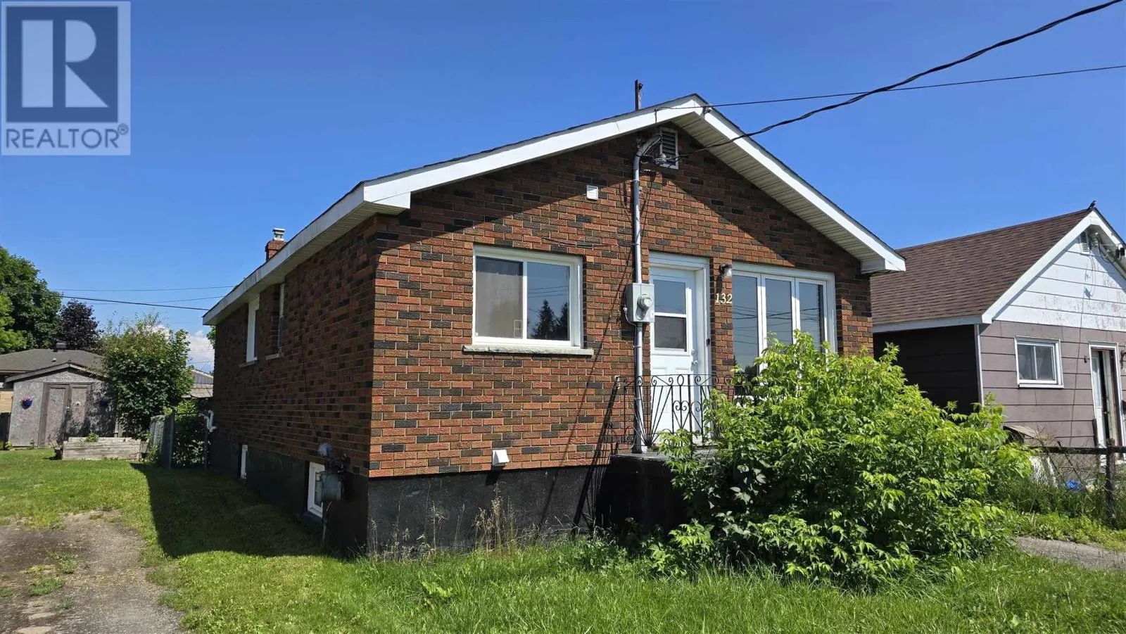 132 McFadden AVE