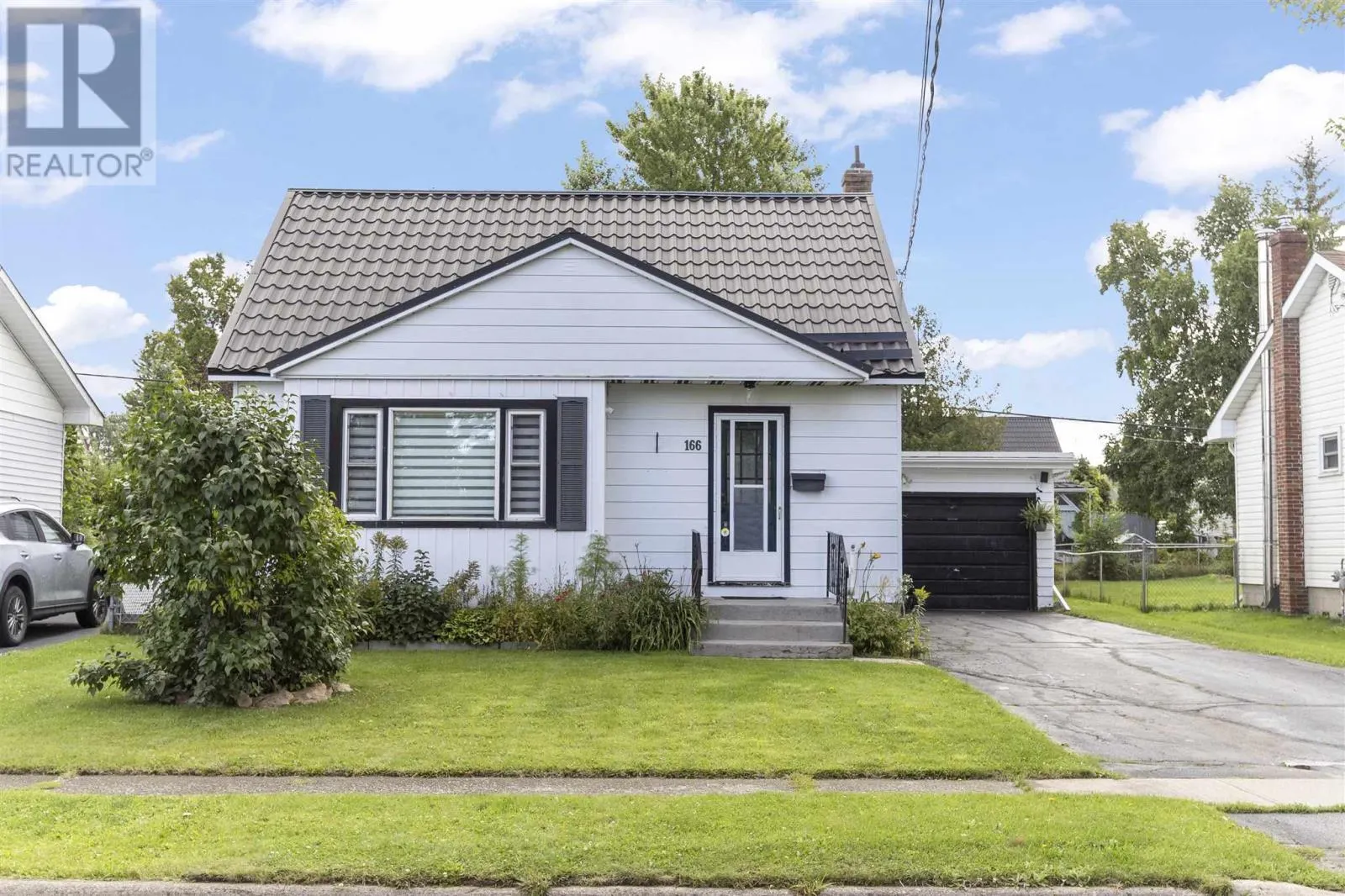 166 Brien AVE