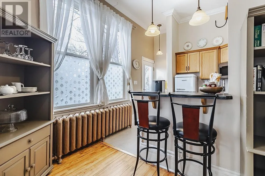 151 Woodward AVE