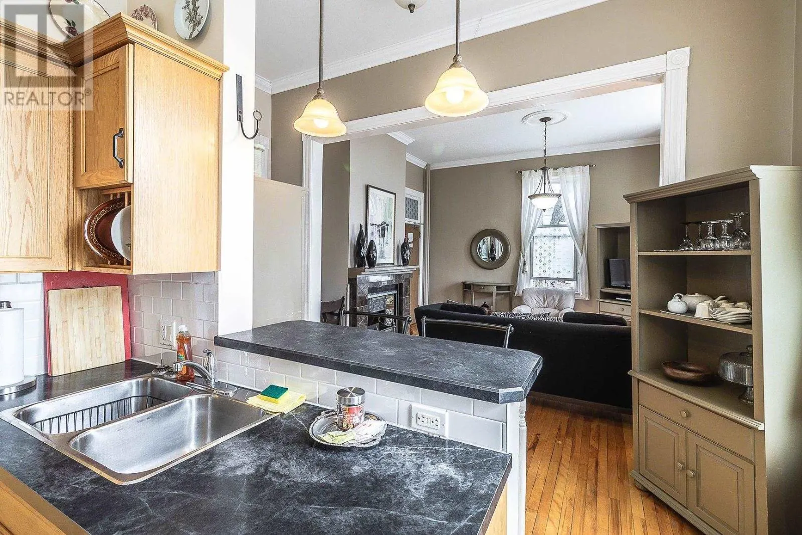 151 Woodward AVE