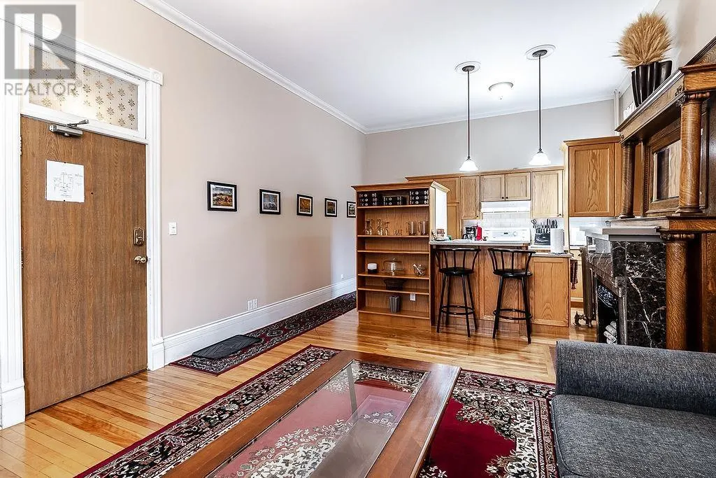 151 Woodward AVE