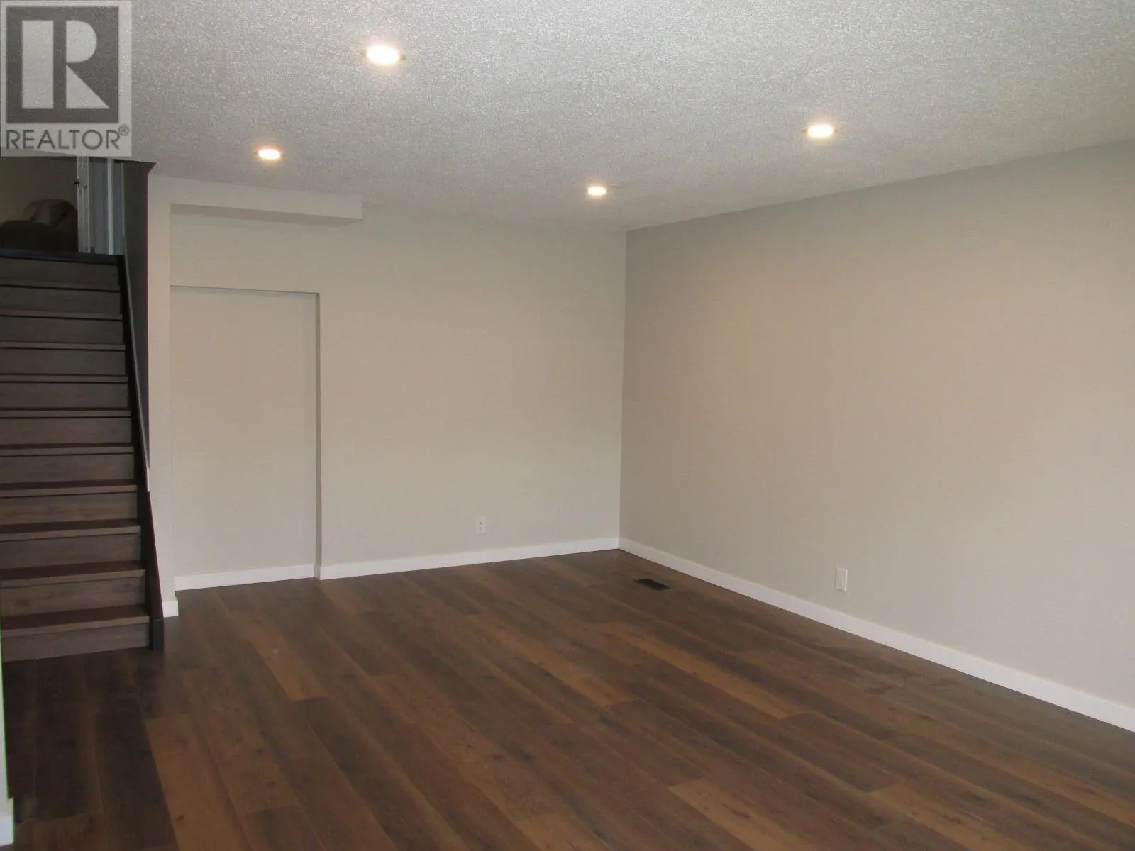 36 Hergott AVE