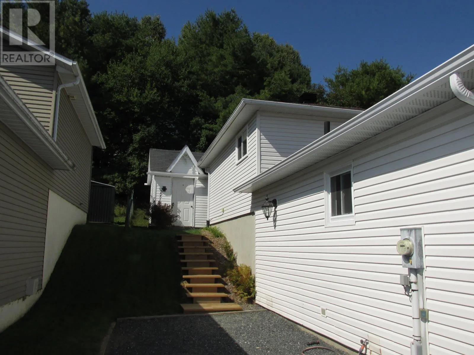 36 Hergott AVE
