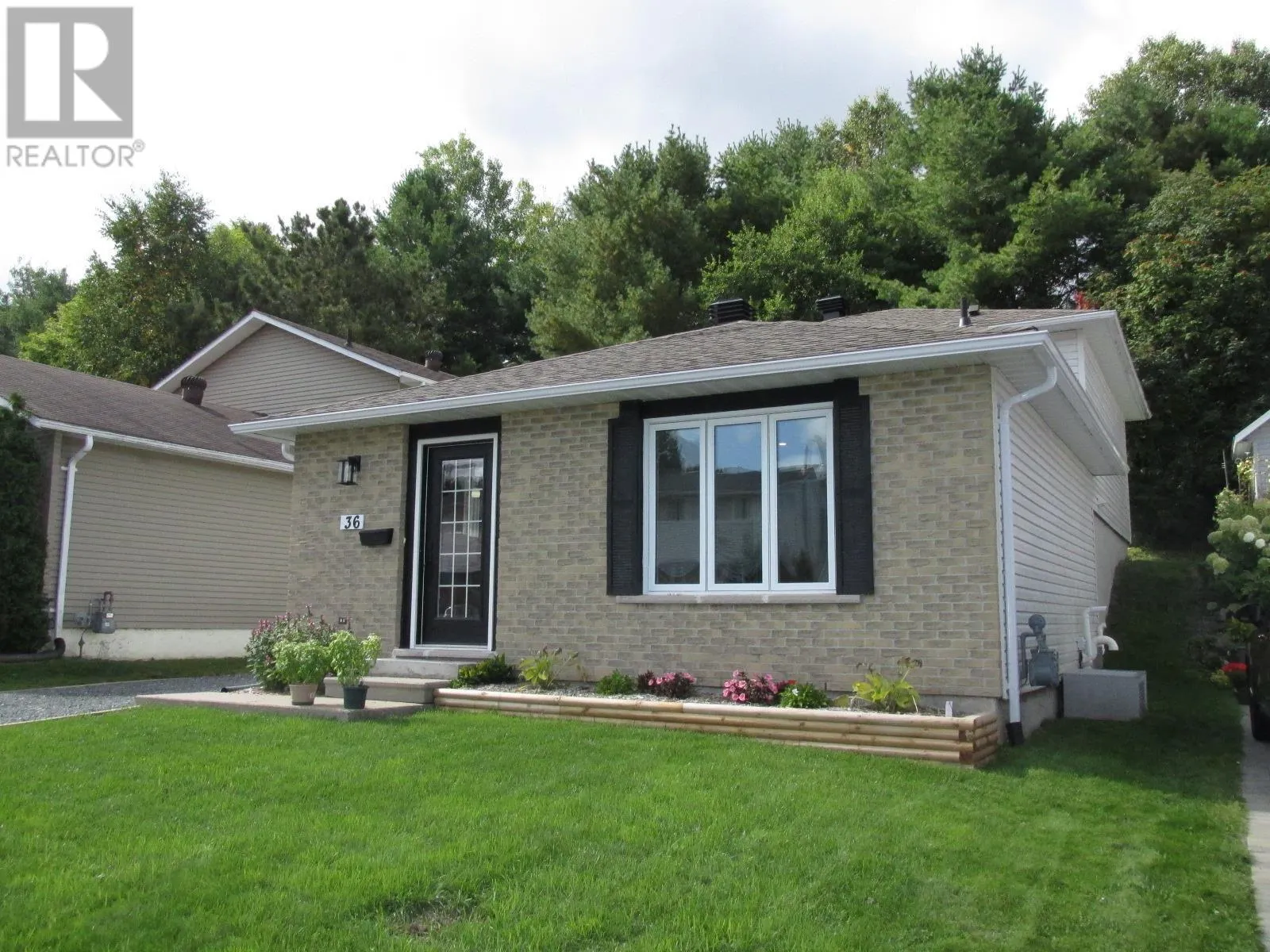 36 Hergott AVE