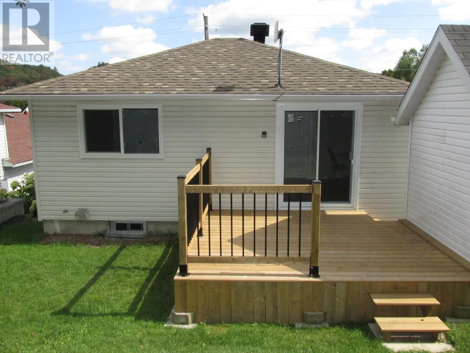 36 Hergott AVE