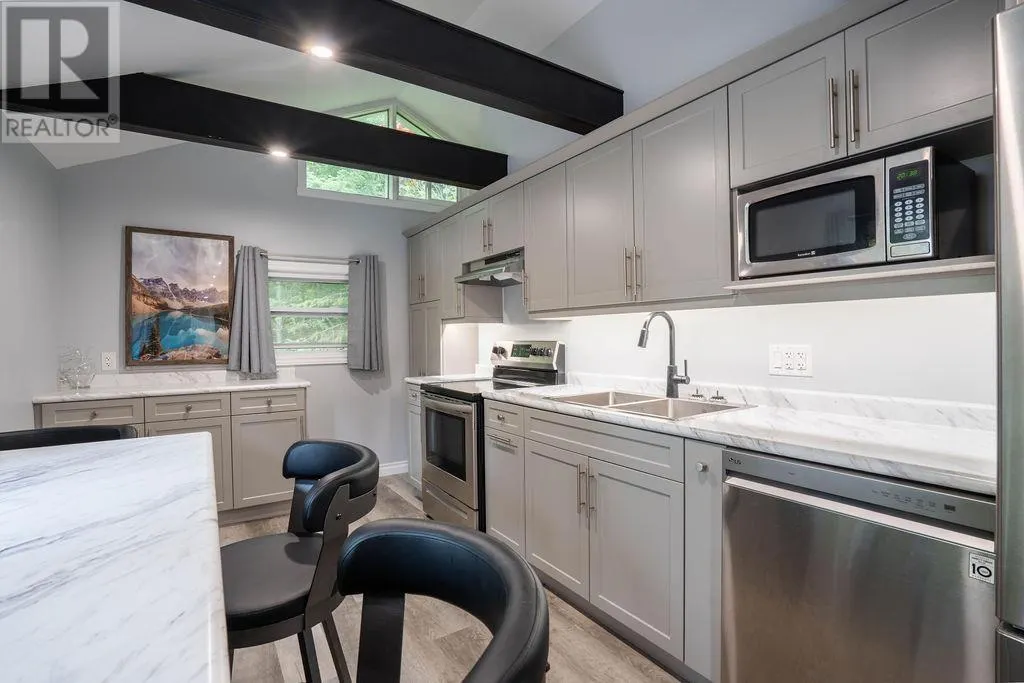 288 Harmony Beach RD