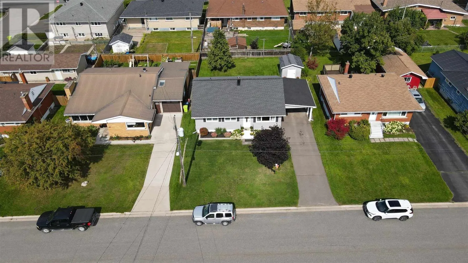 36 White Oak DR