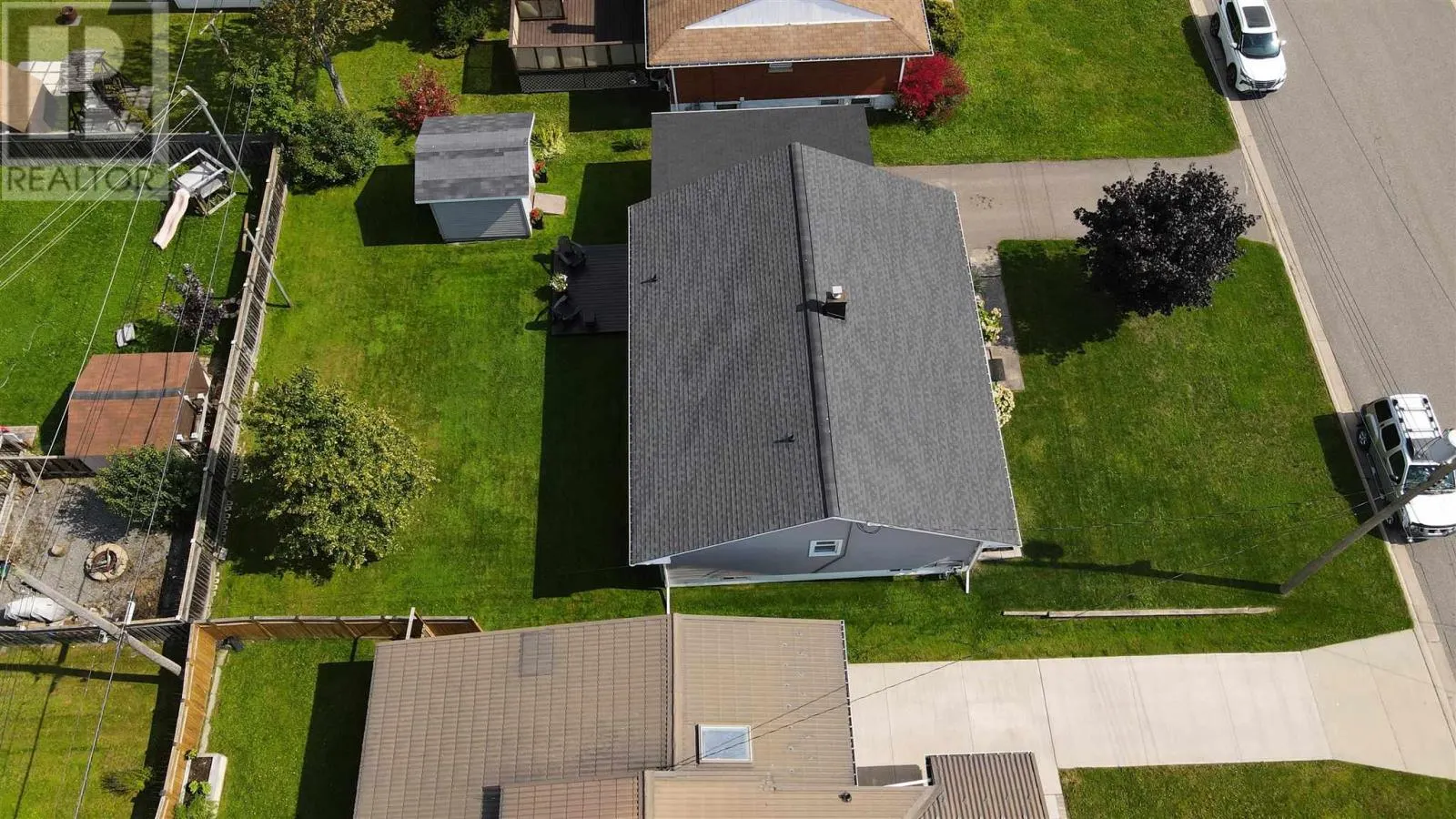 36 White Oak DR
