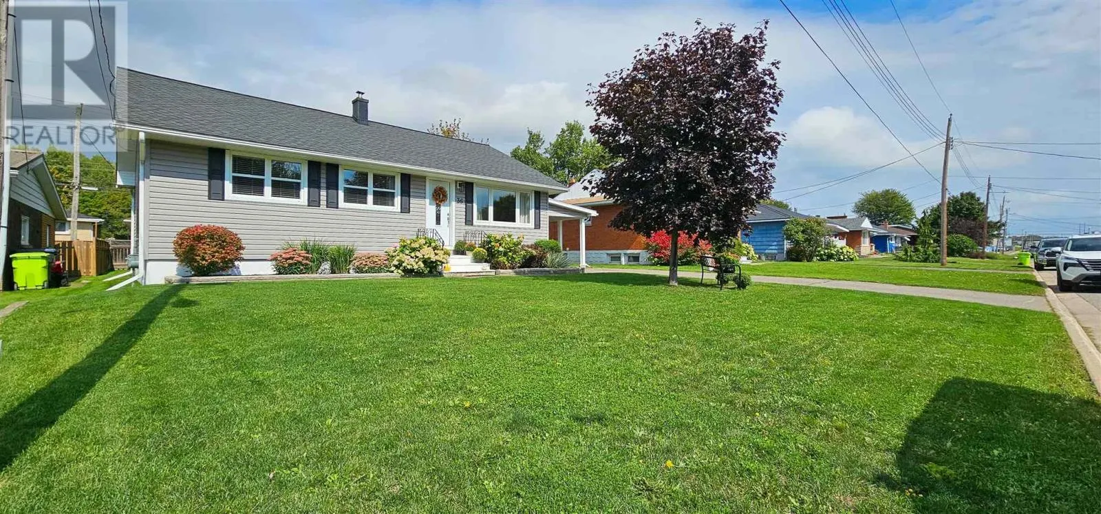 36 White Oak DR