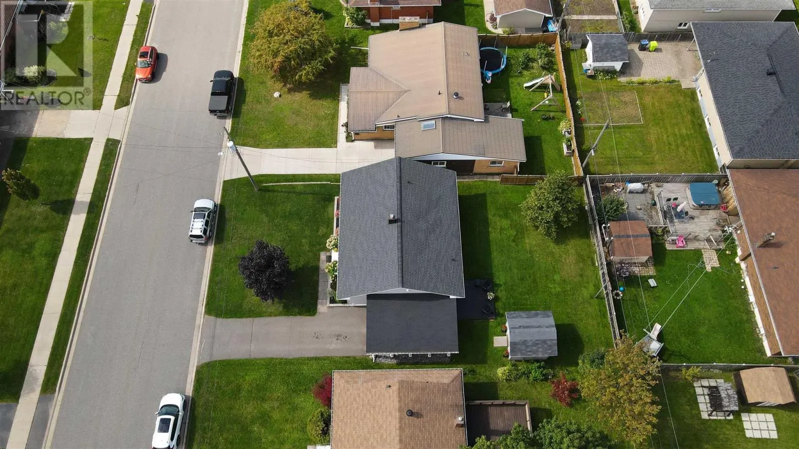 36 White Oak DR