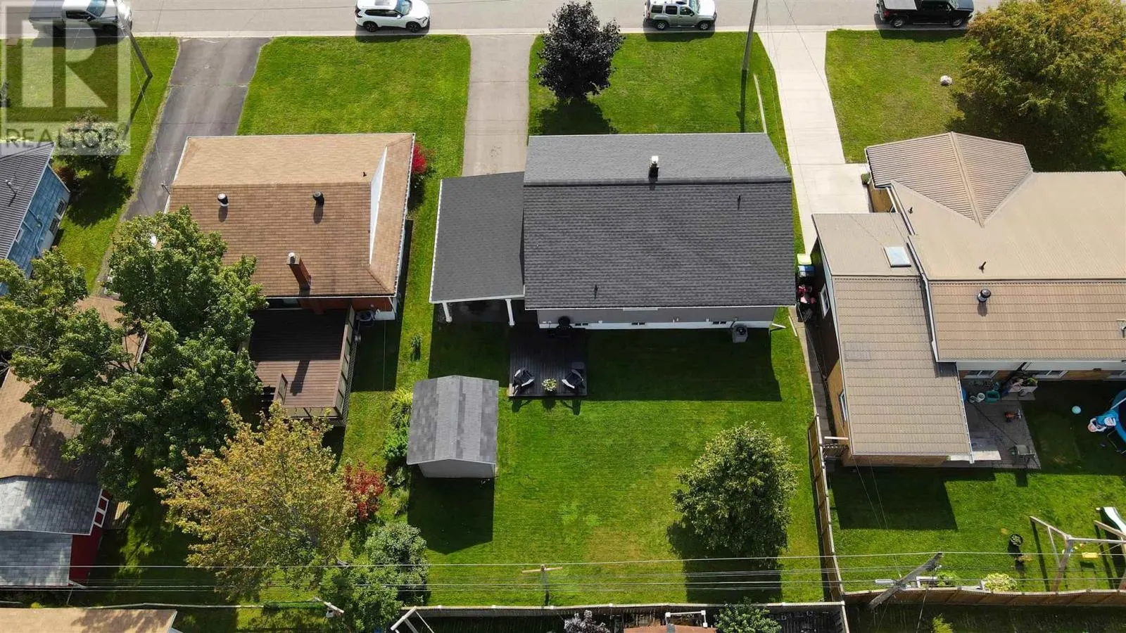 36 White Oak DR
