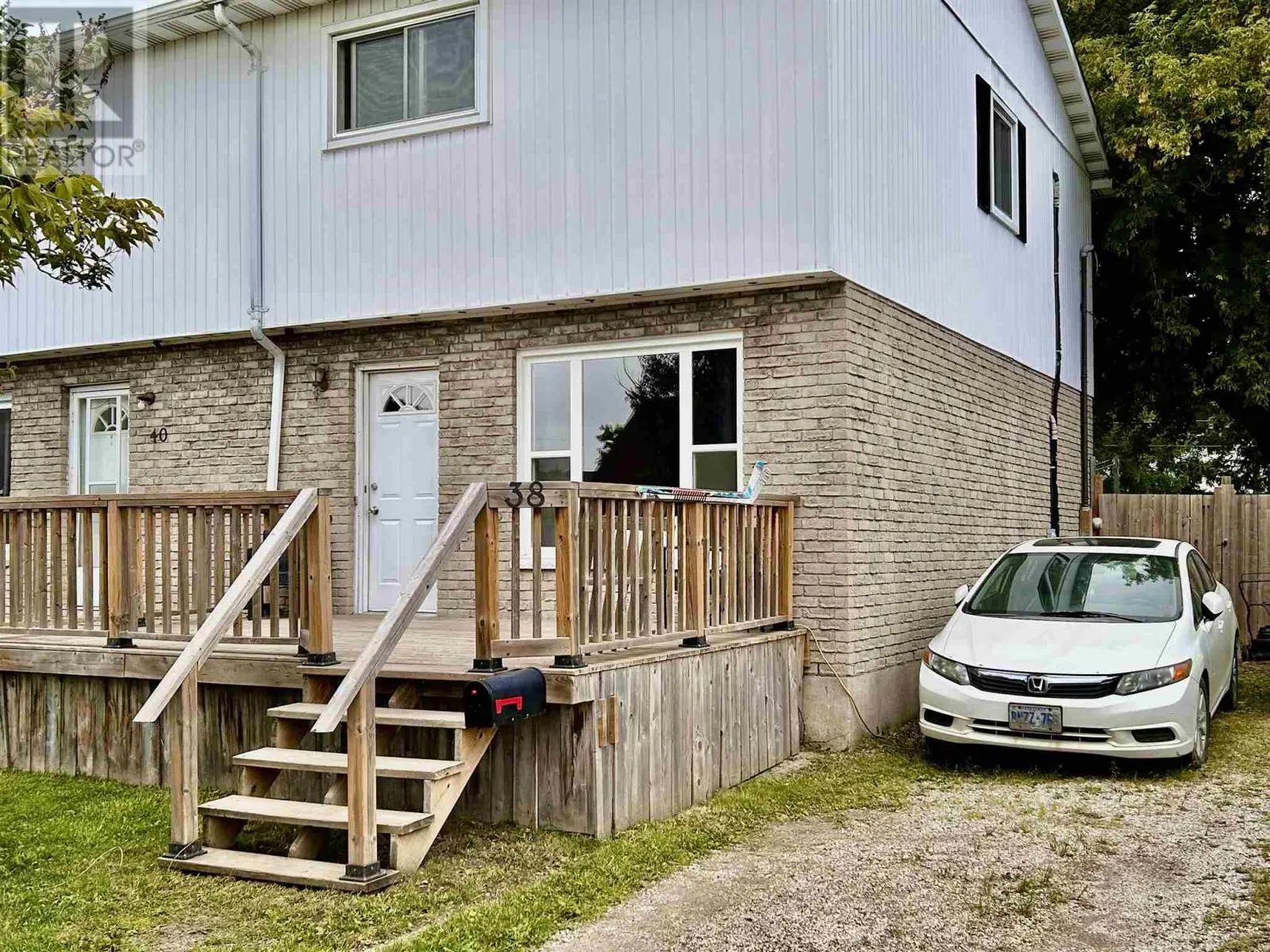 38 Alden RD