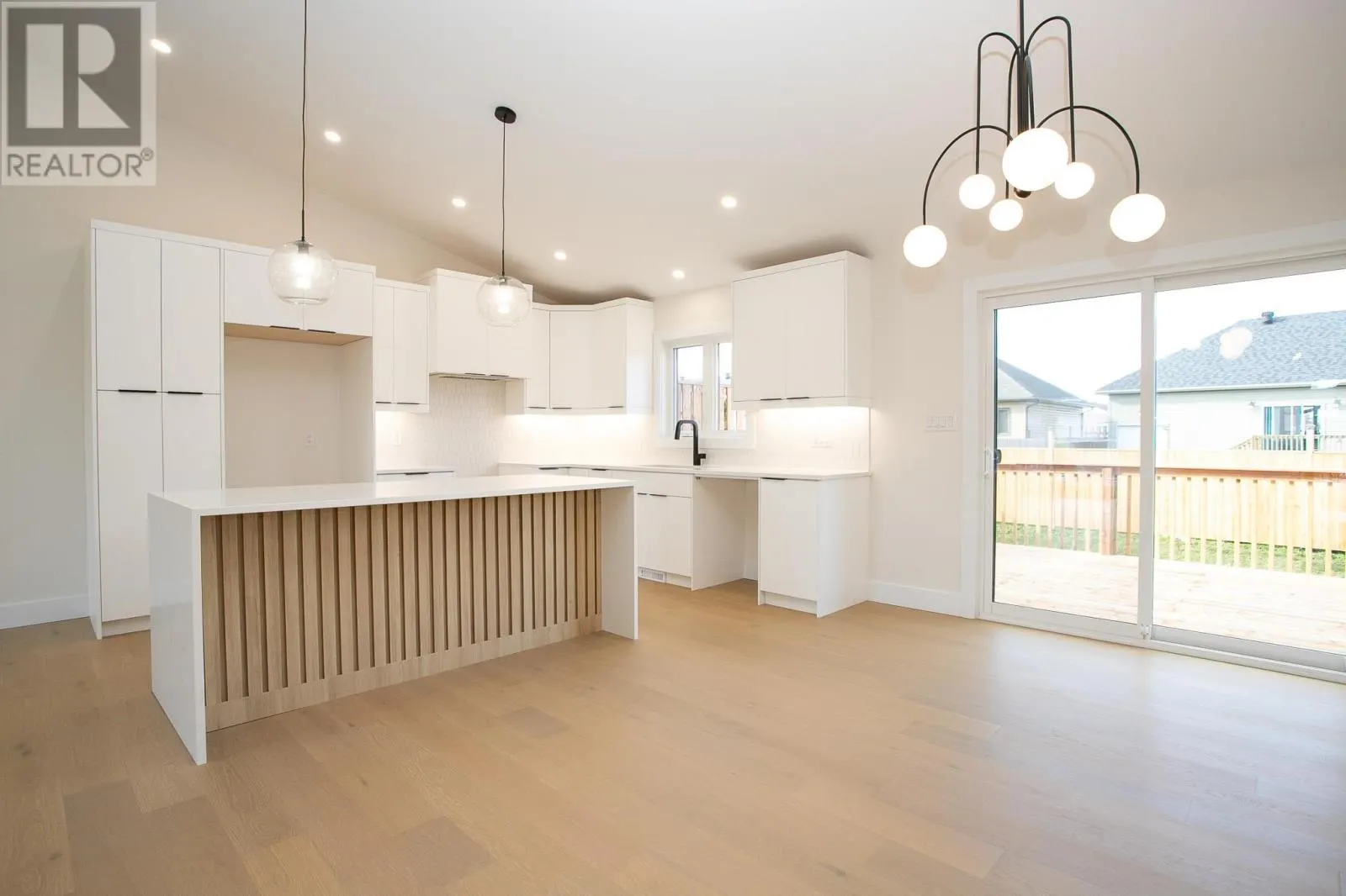 24 Noah DR