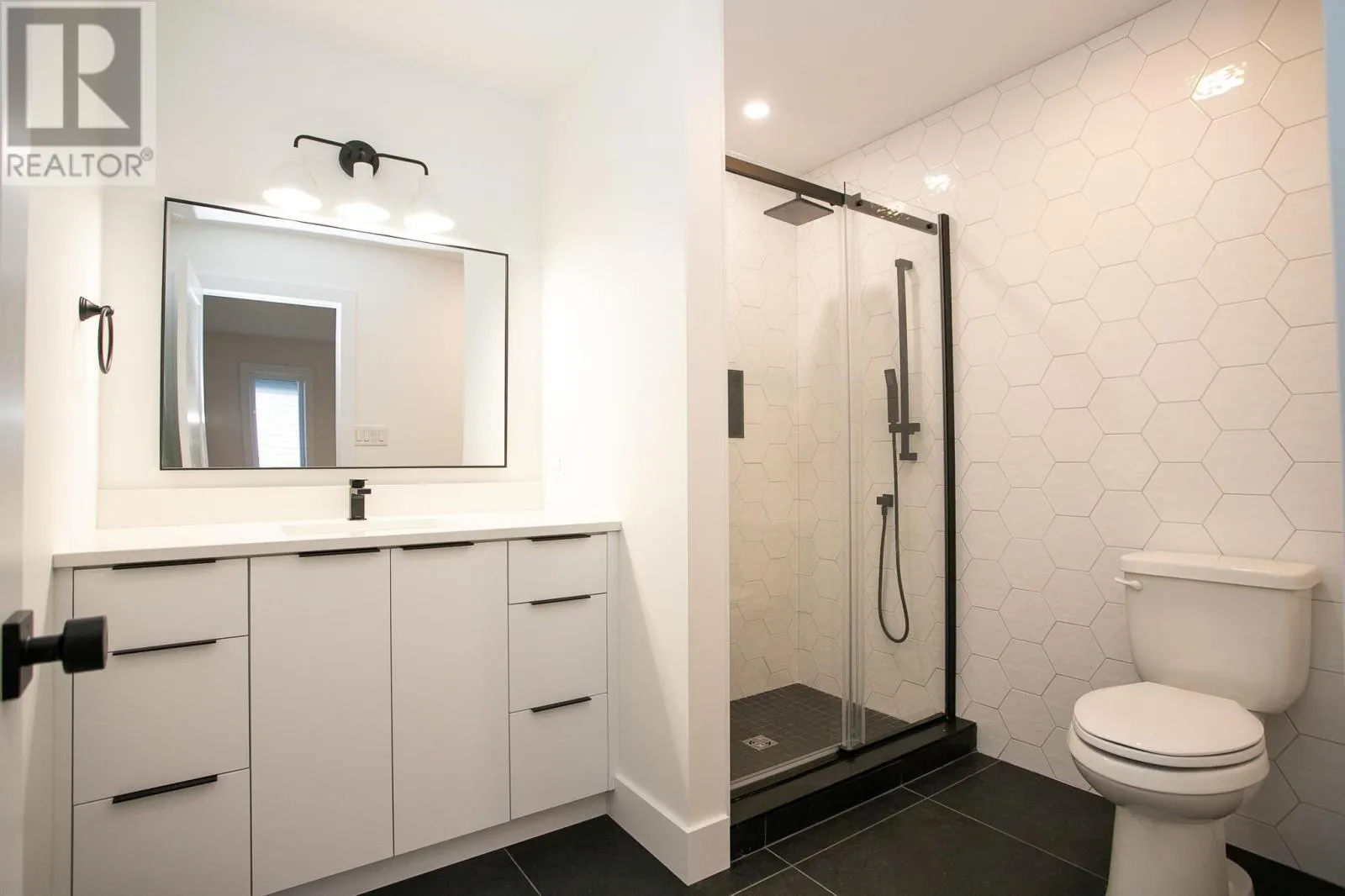 24 Noah DR