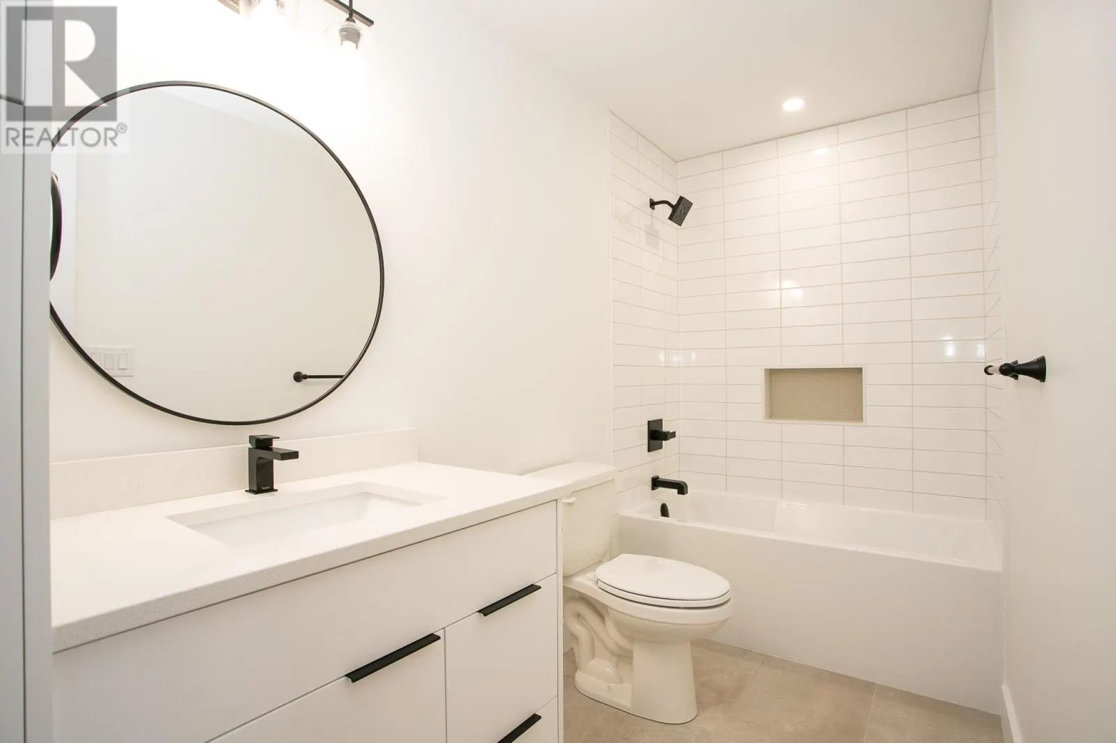 24 Noah DR