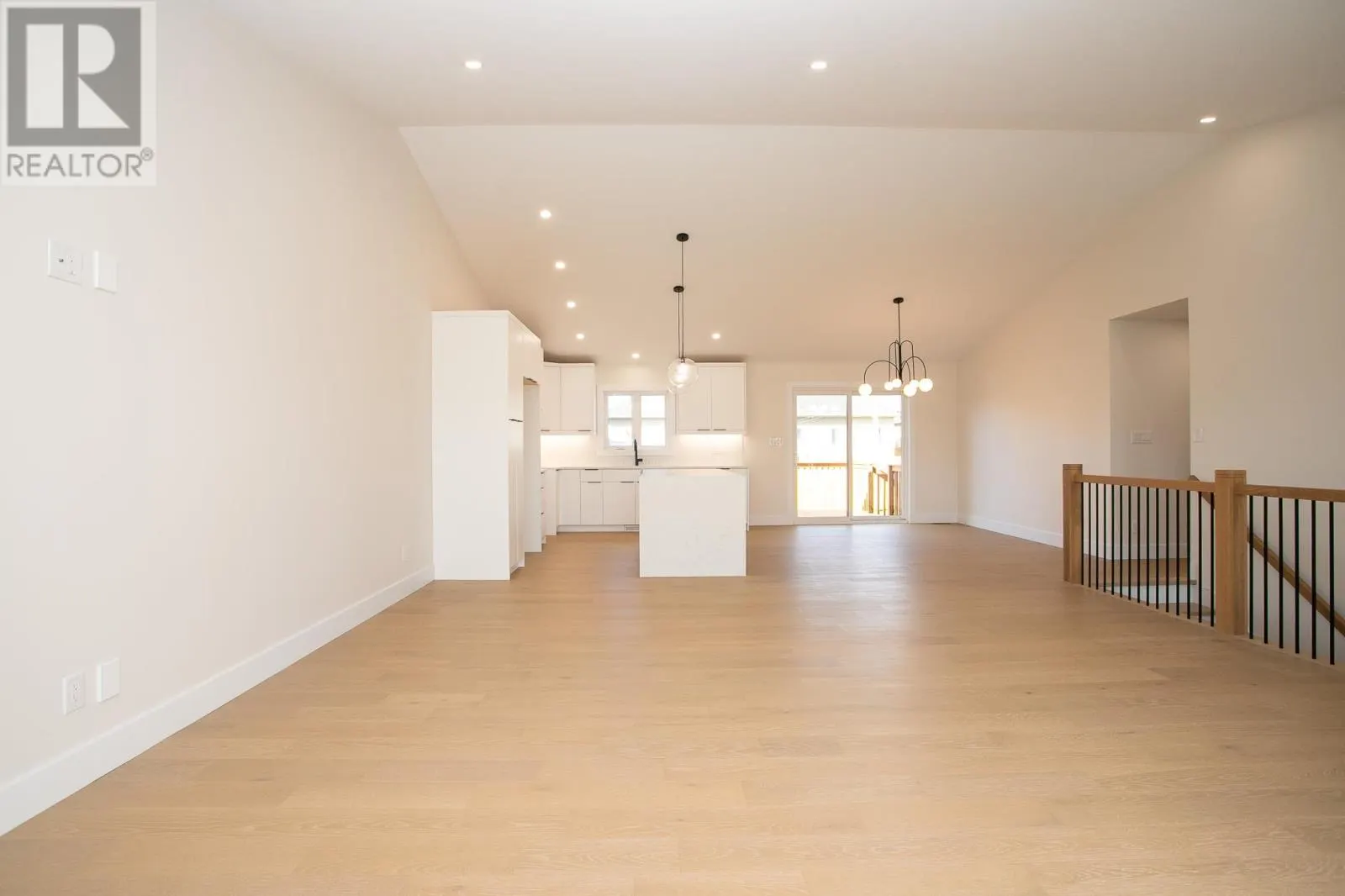 24 Noah DR