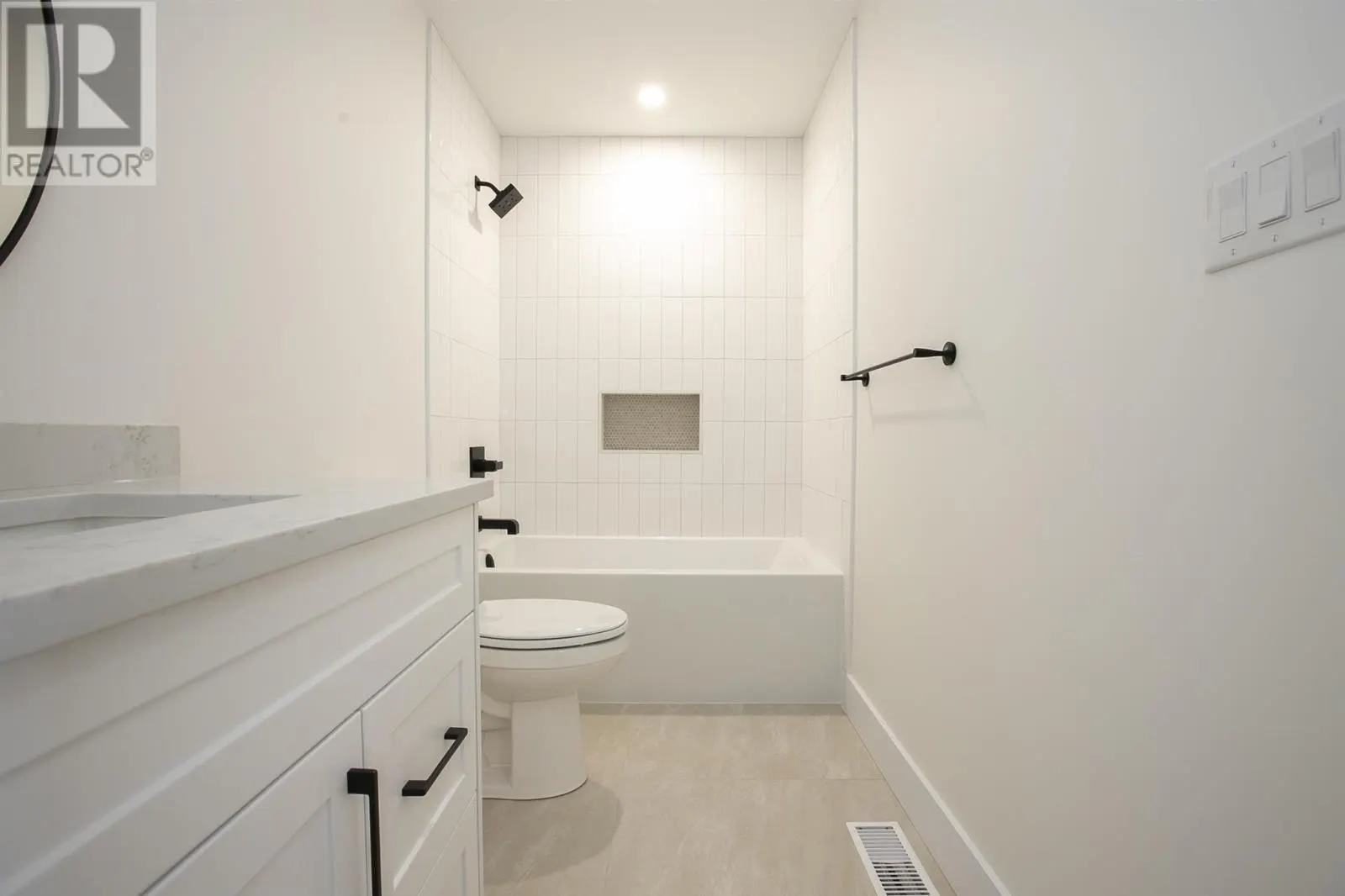 28 Noah DR