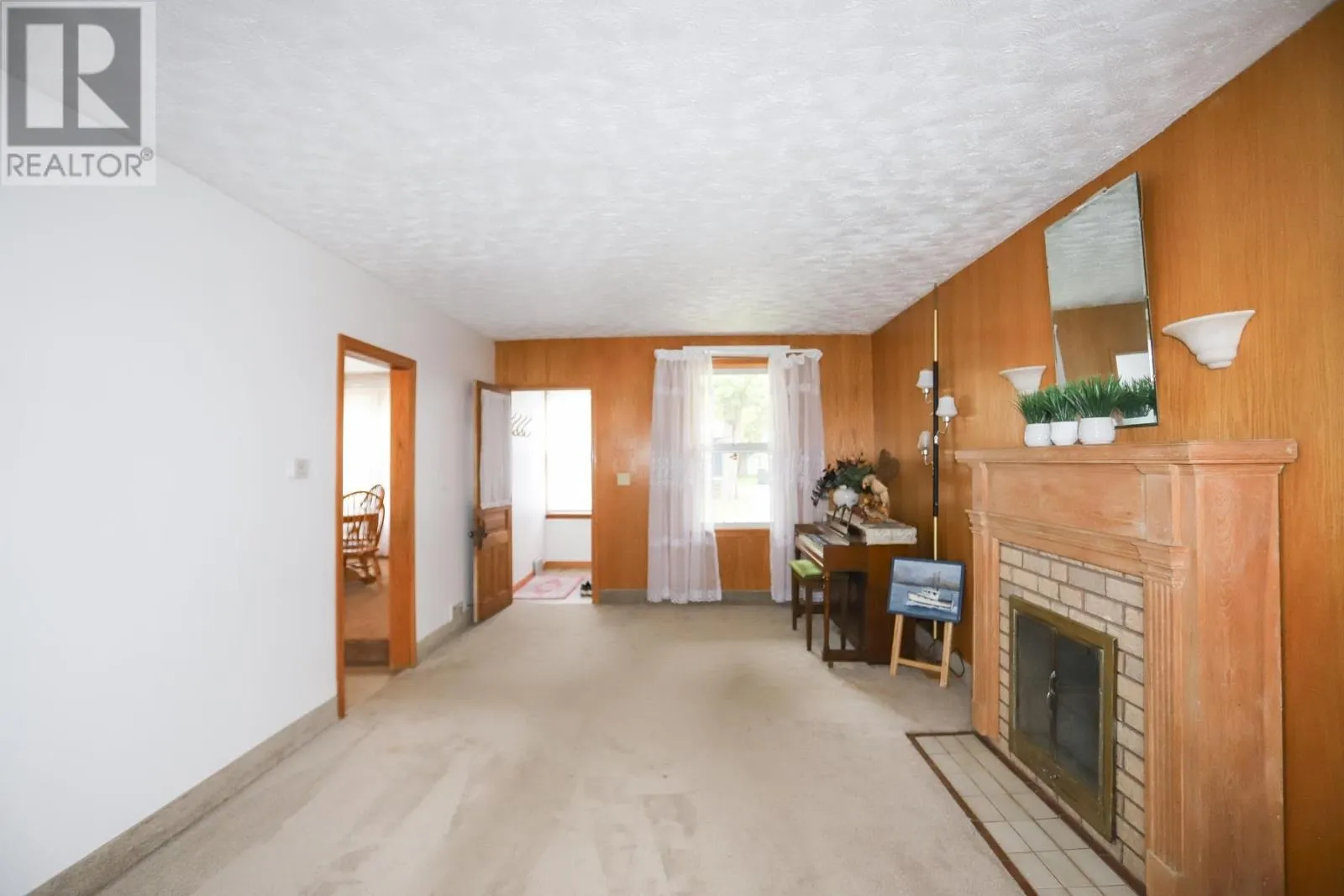 1 McPhail AVE