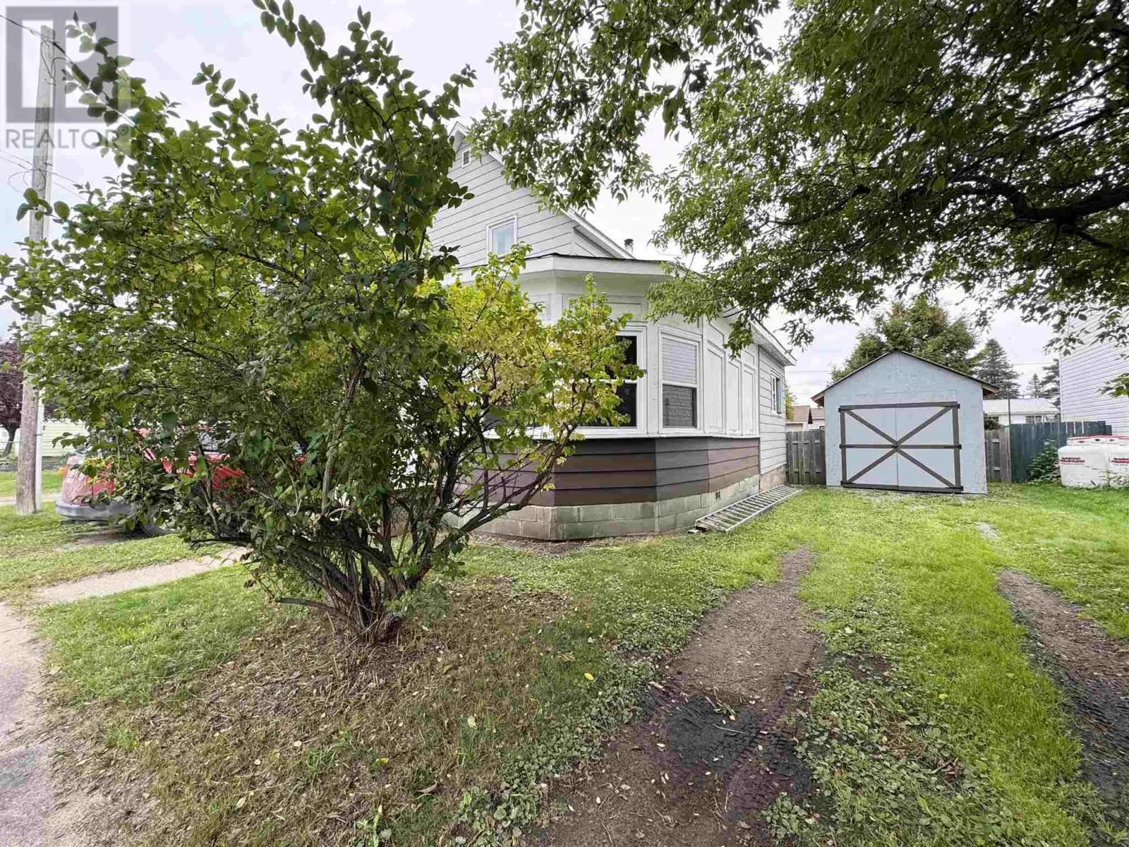 20 Aberdeen ST N